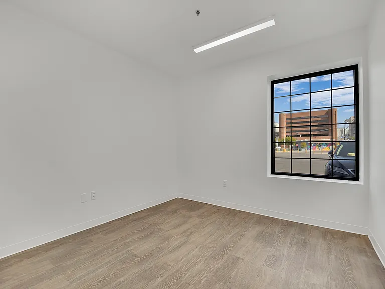 730 Las Vegas Blvd S #1-103 — Photo 18