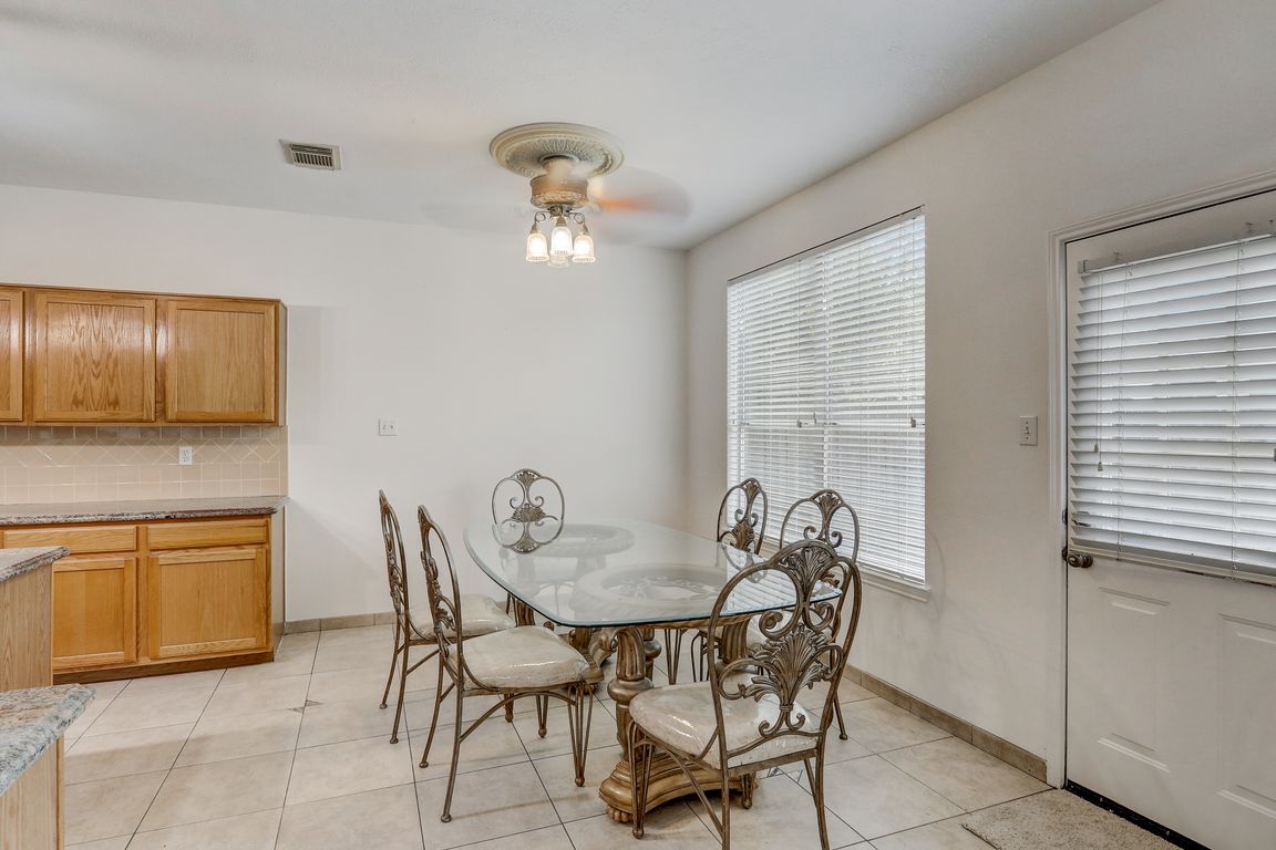 10127 White Oak Trail Ln, Houston, TX 77064 MLS 11317031 Zillow