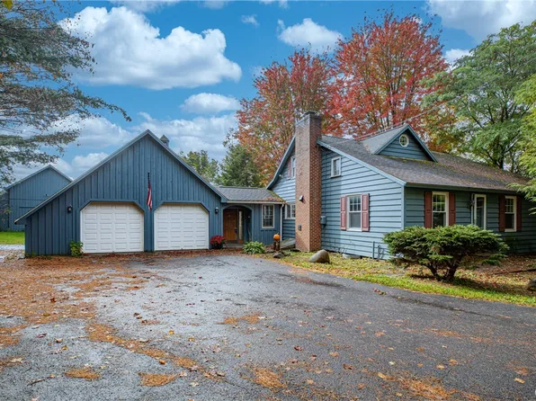 942 Hencoop Rd, Skaneateles, NY 13152