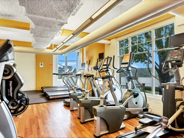 120 Cabrini Boulevard image 15 of 24