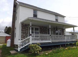 48 3rd St, Mildred, PA 18632