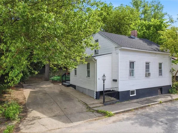 16 Mill St, Johnston, RI 02919