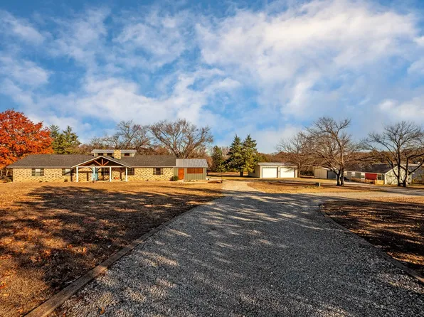 895 Cemetery Rd, Pottsboro, TX 75076