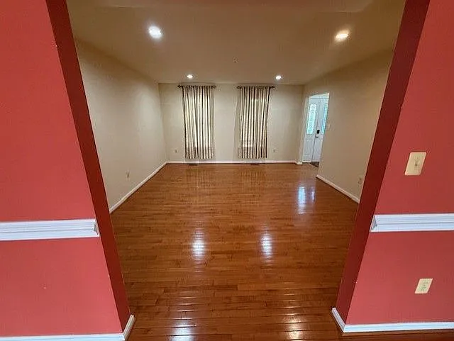 101 Shady Creek Ct — Photo 12