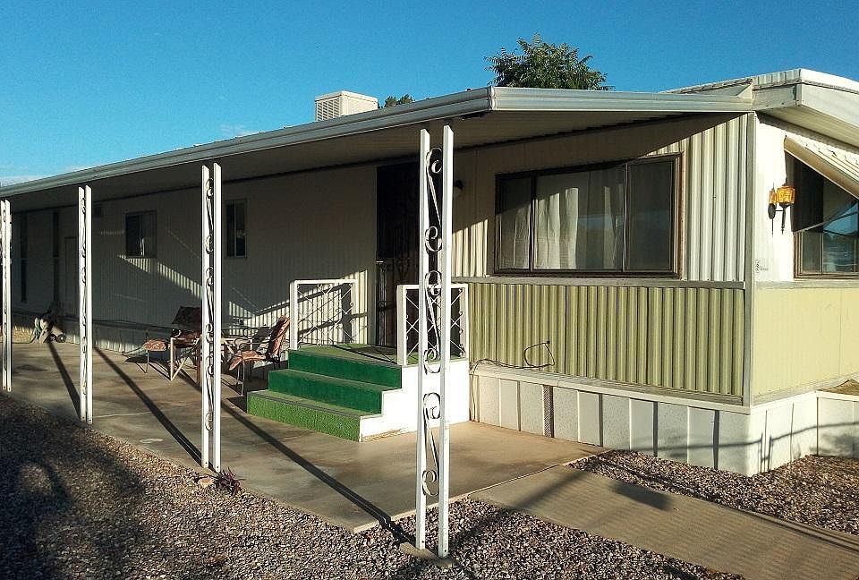 1st image of 1703 W Reina Cir