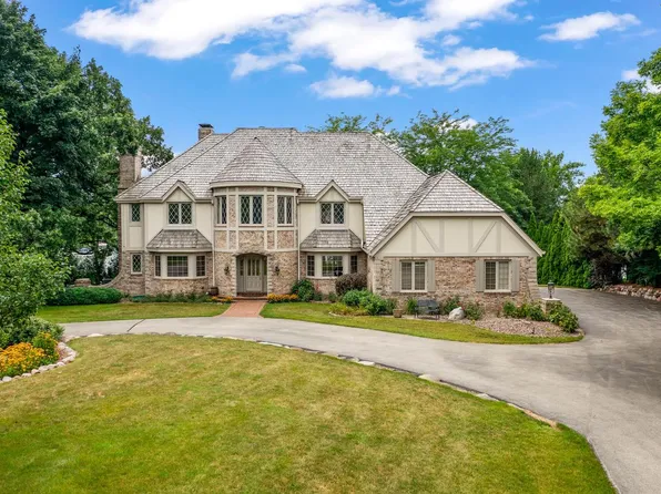 34595 Springbank ROAD, Oconomowoc, WI 53066