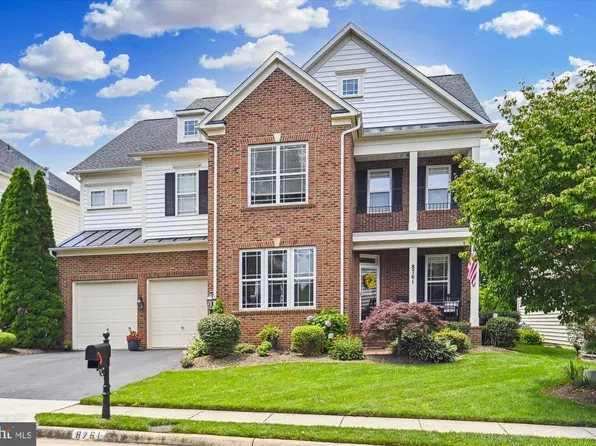 8761 Flowering Dogwood Ln, Lorton, VA 22079