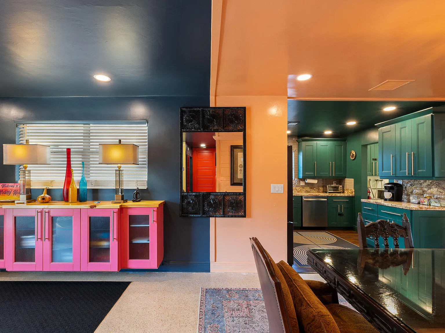 2 bed, 1.0 bath, 1146 sqft, $3,800 — Photo 3