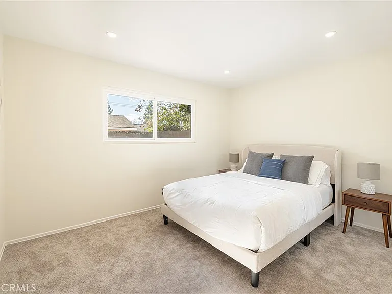 2206 Stinson St — Photo 15
