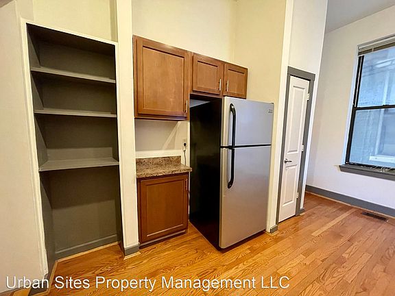 3rd image of 26 E 15th St APT 2