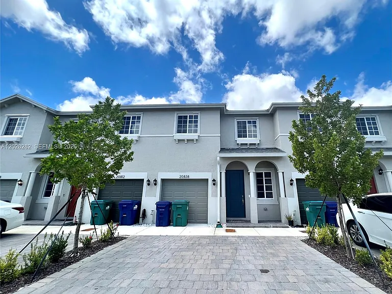 20838 NW 13th Ave — Photo 31