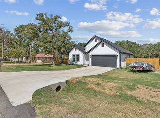 437 Sage Trl, Springtown, TX 76082