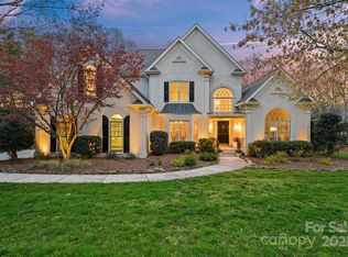 6439 Seton House Ln, Charlotte, NC 28277