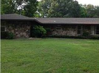 5660 Goodman Rd, Horn Lake, MS 38637