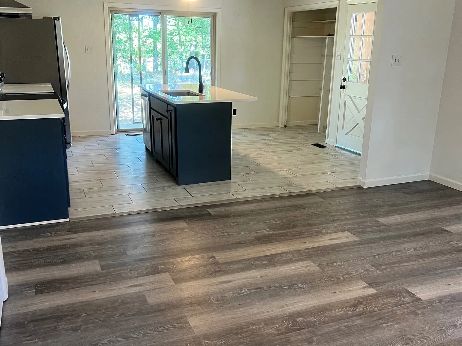 165 Rockport Ln — Photo 4