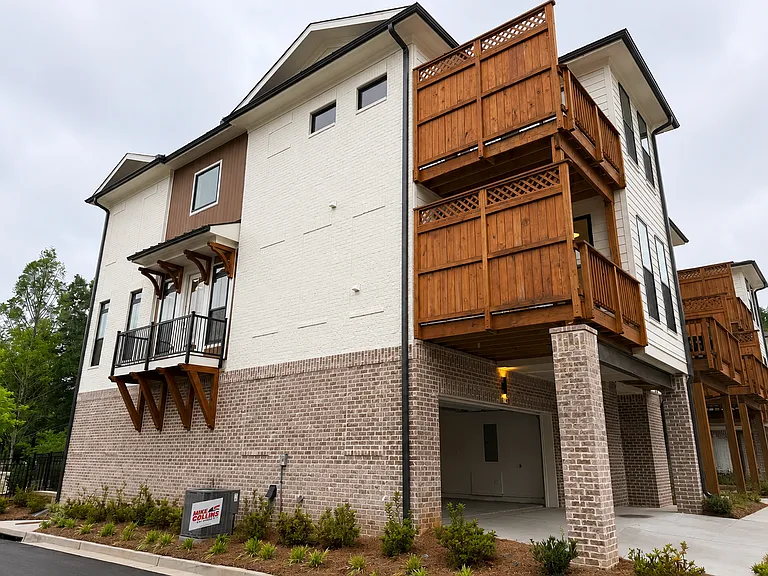 362 Olmstead Way — Photo 3