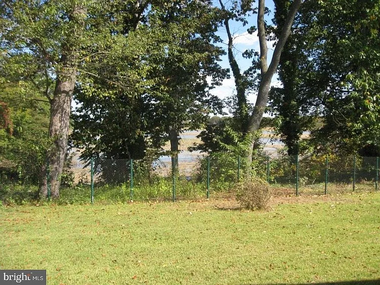 134 Harvest Rd — Photo 12
