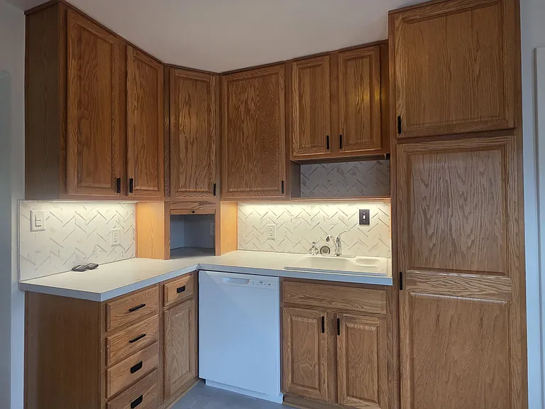 166 Draper St NE — Photo 23