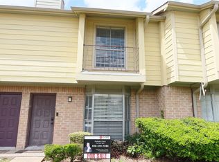 9350 Country Creek Dr APT 3, Houston, TX 77036