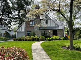 58 Rolling Hill Rd, Manhasset, NY 11030