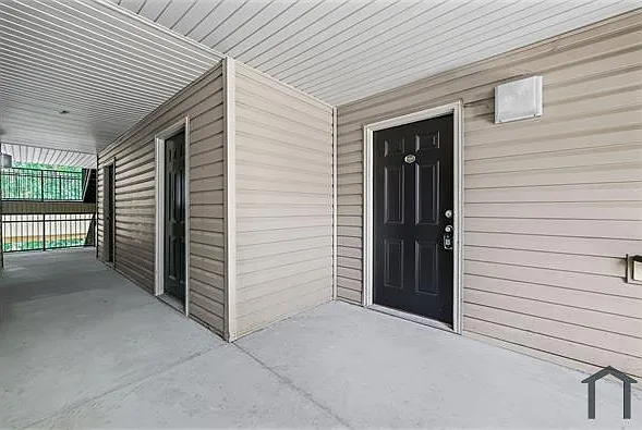 3202 Fairington Club Dr
