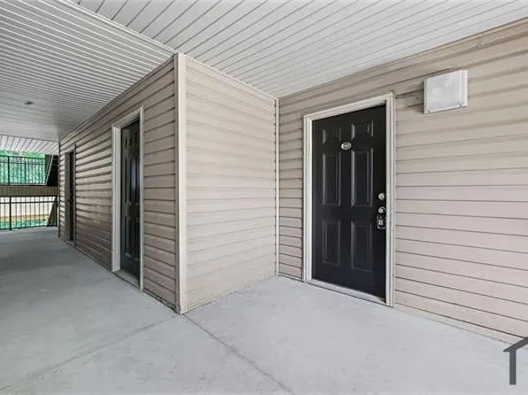 3202 Fairington Club Dr, Lithonia, GA