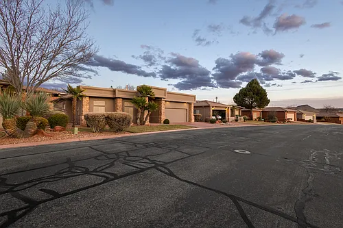 1590 N Sonoran Dr Photo 1