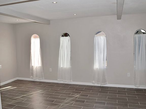 2nd image of 5639 W Comet Ave