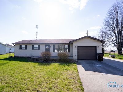 14844 Harris Rd, Defiance, OH, 43512