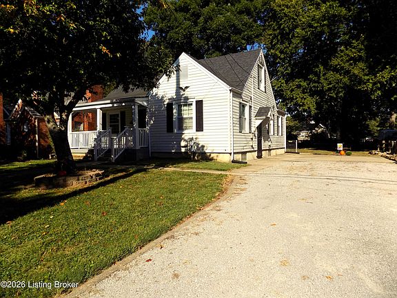 3rd image of 3535 Warner Ave