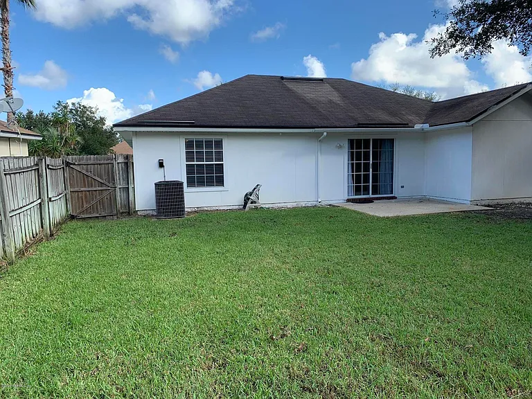 12018 Sunchase Dr — Photo 21