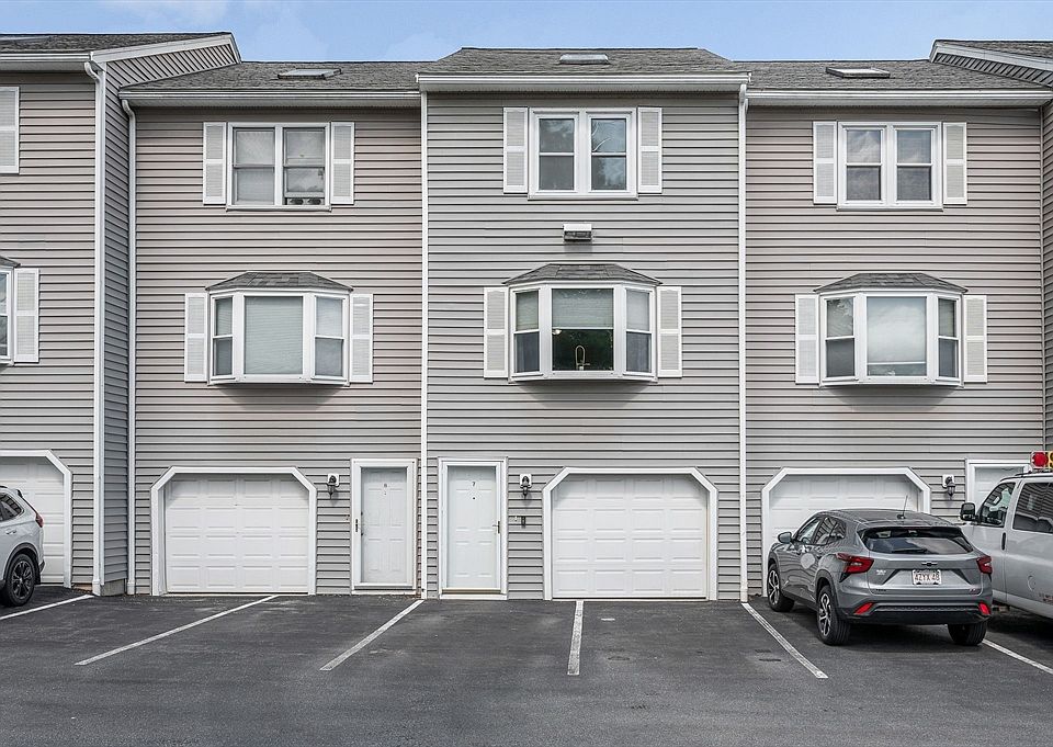 1st image of 95 Tennis Plaza Rd Unit 7