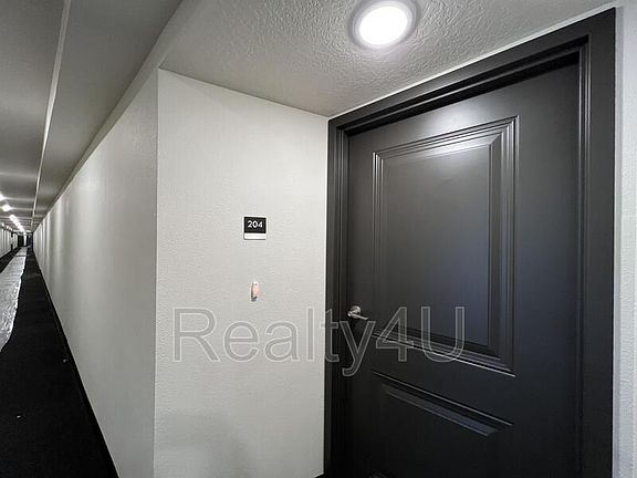 3rd image of 2244 N Canyon Rd APT 204