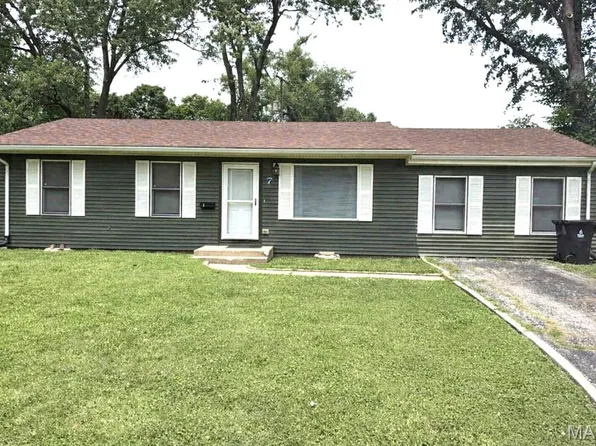 7 Jennine Dr, Belleville, IL 62226
