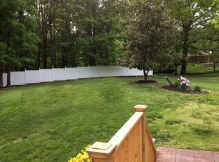 6203 Grove Dr, Knoxville, TN 37918
