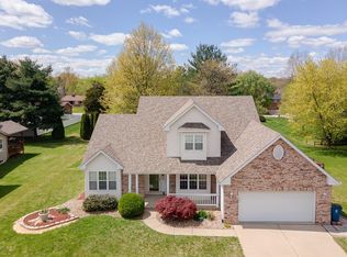 137 Sundown Rdg, Maryville, IL 62062