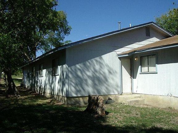 3rd image of 918 Hampton St APT 2