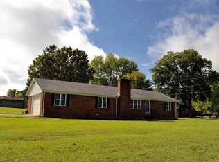 56 Thornfield Dr, Bells, TN 38006