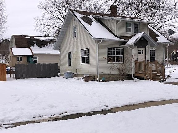2nd image of 606 Kenilworth Ave S