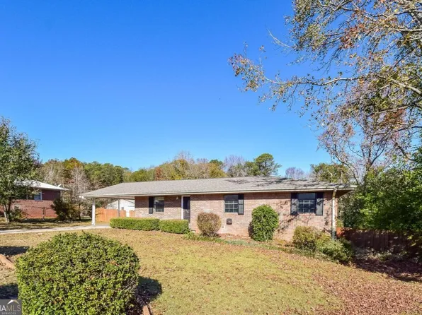 413 Lakewood Dr, Griffin, GA 30223