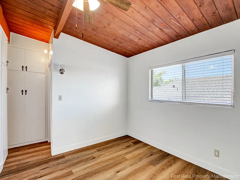 1278 Robinson Ave #7 — Photo 10