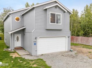 8686 Cross Pointe Loop, Anchorage, AK 99504