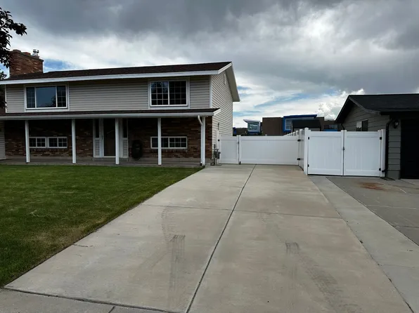 1102 E Sleepy Hollow Ln, Sandy, UT 84094
