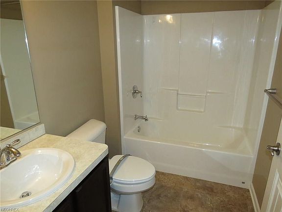 4th image of 6746 Bayside Dr #49