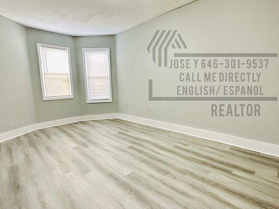 1st image of 130 12th Ave #200