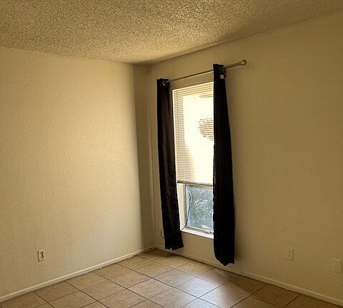 4th image of 2679 W Ocotillo Rd