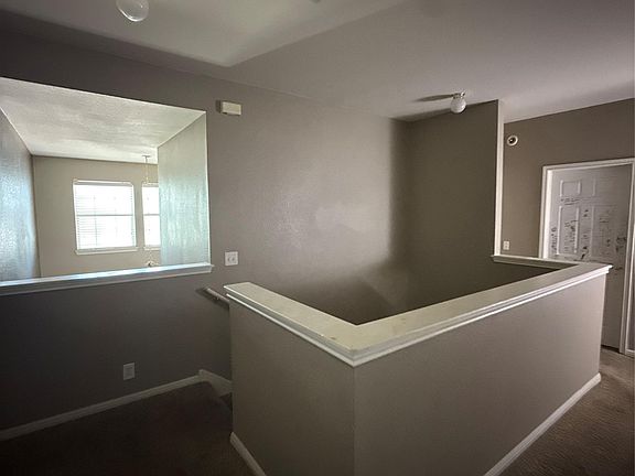 4th image of 708 Camino Real Dr