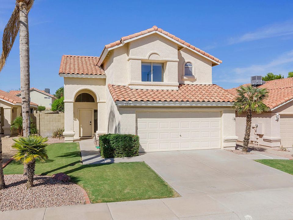 1st image of 3216 E Poinsettia Dr