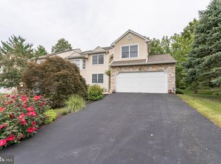 237 Crystal Ct, Blue Bell, PA