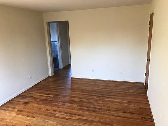 5th image of 6932 Ohio Ave
